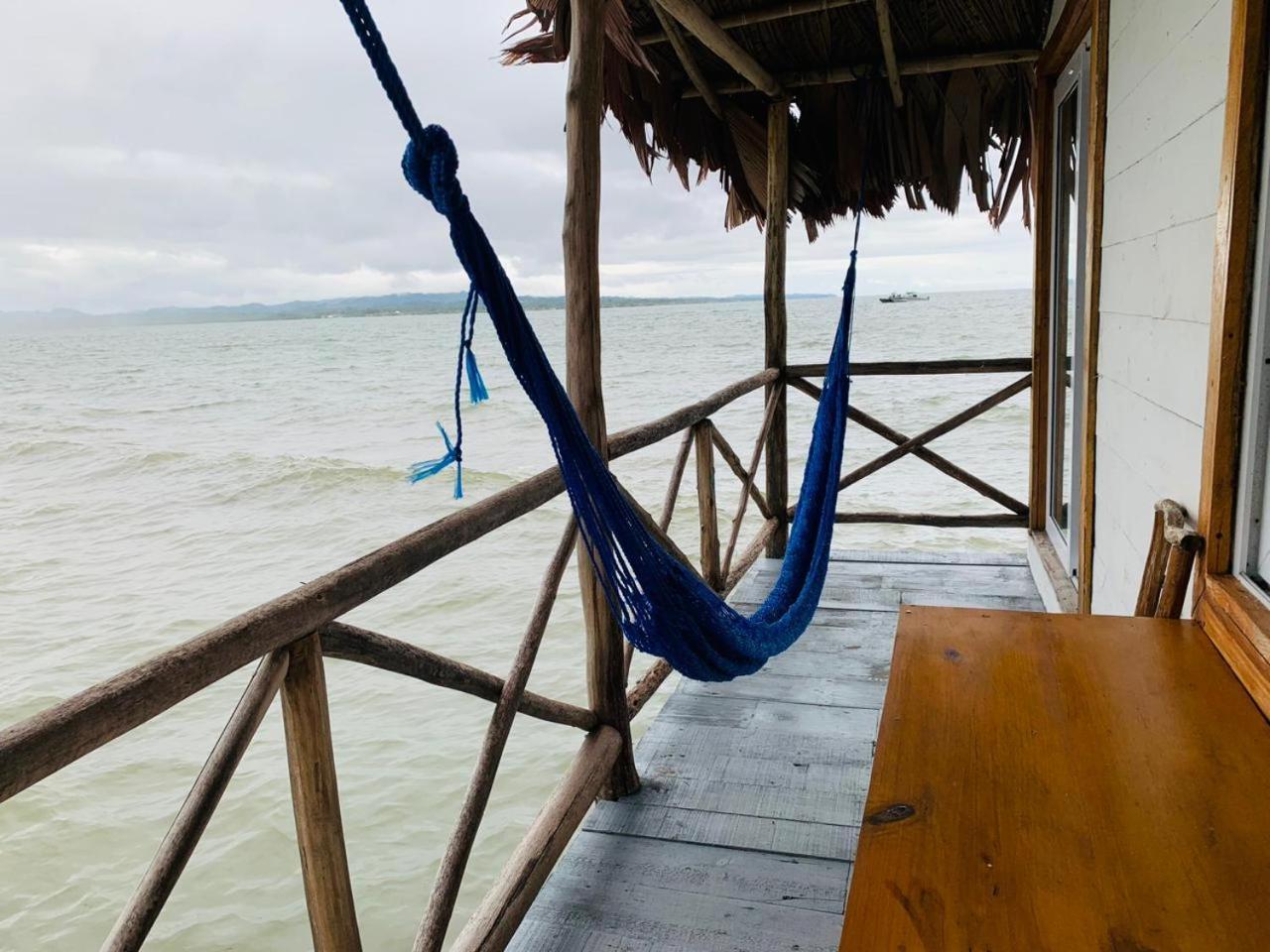Restaurante Y Hotel “La Pesca” プエルト・バリオス エクステリア 写真